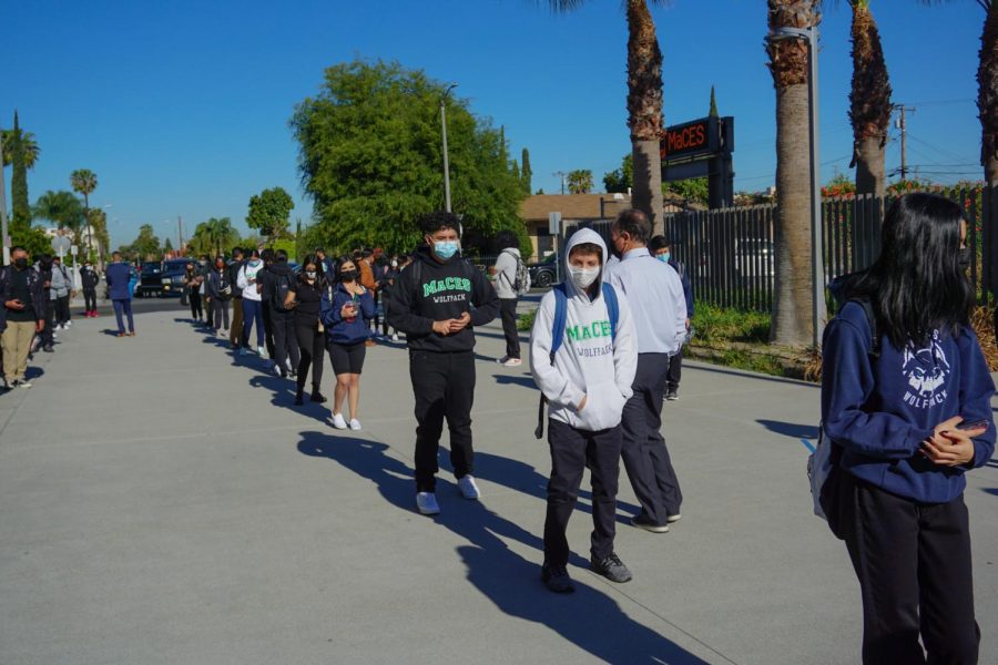 After over a year of distance-learning, Maywood Center for Enriched Studies offers students the opportunity to participate in hybrid-learning. For the first week back on campus, students and staff adapted to a new schedule, routine, and safety protocols. Photo by Melissa Ponce