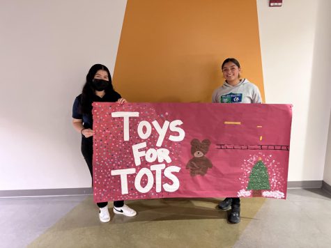 Wolfpack Mentorship Committee hosts Toys for Tots Drive