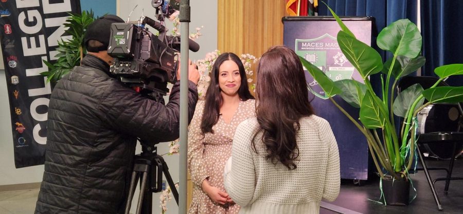 Ms. Rincon is being interviewed by Grecia Carrillo, reporter for Telemundo 52 with photojournalist Ernesto Fuentes. Ms. Rincon talks to Grecia about her achievements and mentions her trip to Ghana in West Africa. Photo by Joshua Zuniga