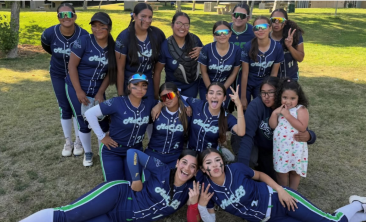 REJOICE - Maces Girls varsity softball players pose for a victory
photo after winning against Sotomayor Arts and Sciences Magnet.